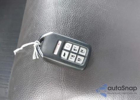 2018 Honda Odyssey Ex-L из США, поврежденный, VIN 5FNRL6H78JB090908